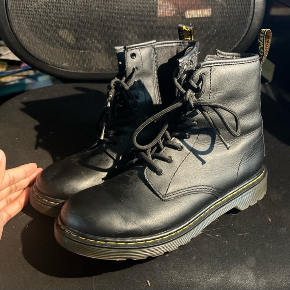 Dr.bronner shoes 
Perfect for fall!